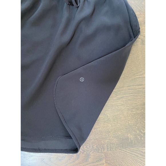 Lululemon On The Fly Skirt Black High Rise Pockets Stretchy Work Play~ 0-2 - Picture 8 of 8